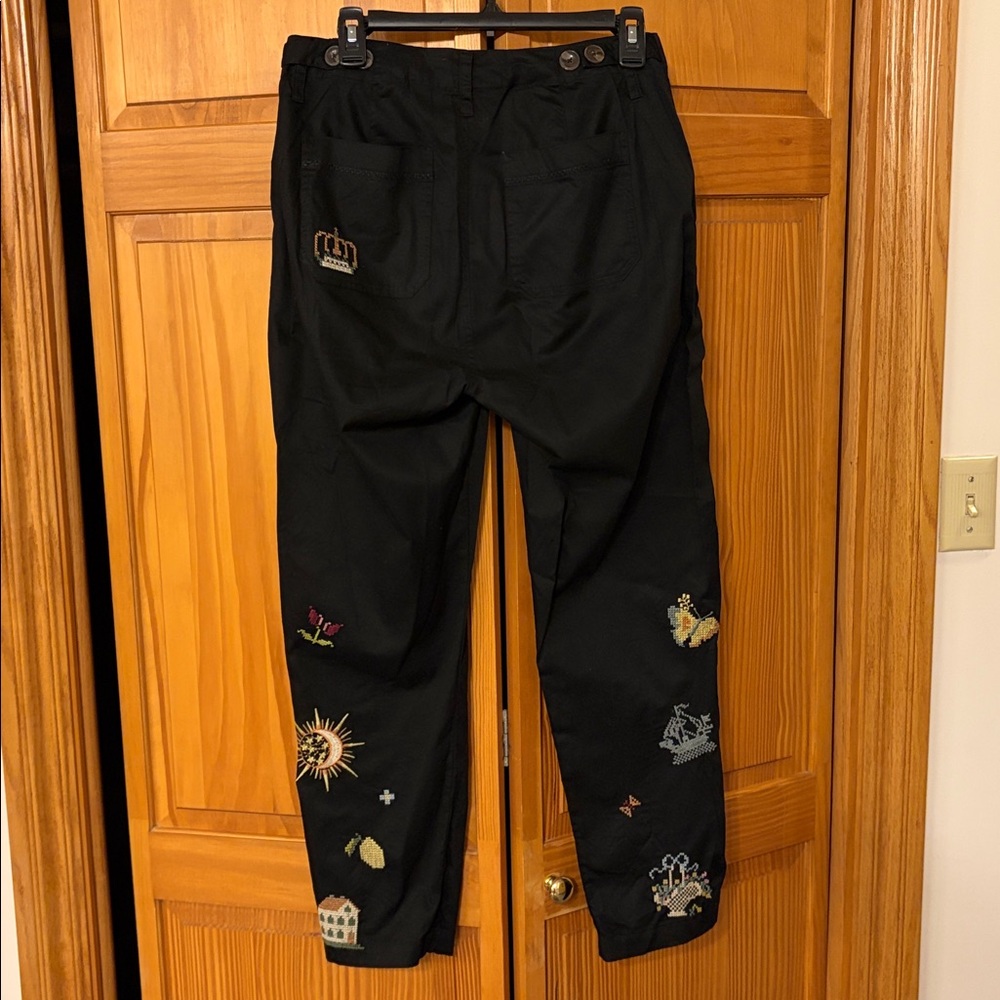 Johnny Was Black Embroidered Ankle Pants with Multicolor Floral Motifs - Picture 2 of 9